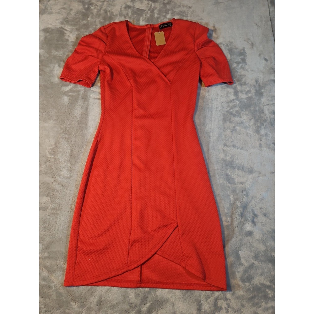 Dresscode LA Red Textured Knit Wrap Tulip Hem V-Neck Sheath Dress Small D5476
